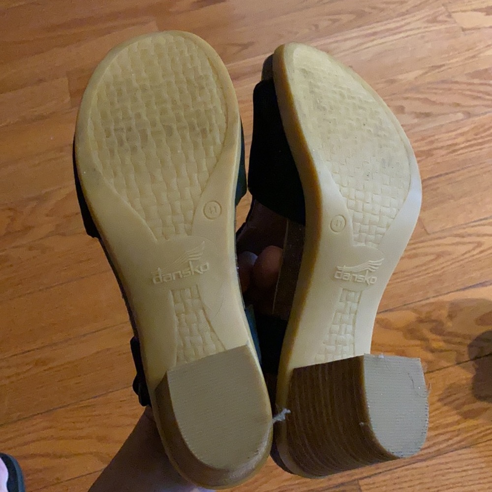 DANSKO - Picture 4 of 8